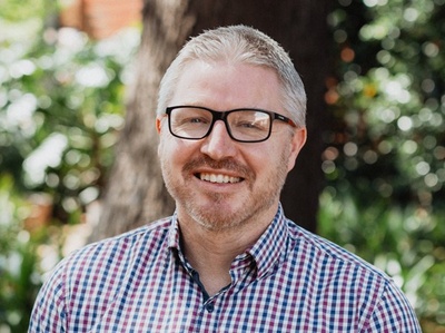 Dr Christopher Rayner